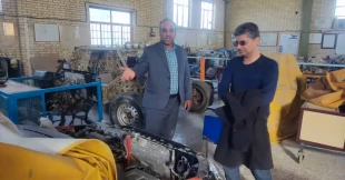 بازدید مولف و عضو دفتر تالیف کتب درسی سازمان پژوهش و برنامه ریزی آموزشی وزارت آموزش و پرورش از کارگاه مکانیک خودرو آموزشکده ملی مهارت پسران بوشهر 2