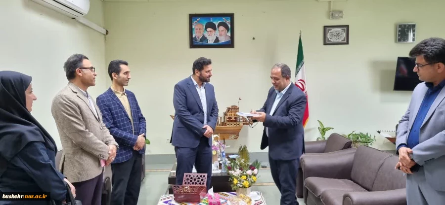 در راستای پیگیری و رسیدگی به مسائل و مشکلات دانشگاه ملی مهارت استان بوشهر صورت گرفت؛
دیدار هیات رئیسه دانشگاه ملی مهارت واحد استانی بوشهر و فرماندار شهرستان بوشهر 3