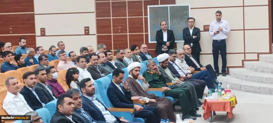 مراسم گرامیداشت مقام استاد و تجلیل از استادان سرآمد آموزشی و نمونه بسیجی در دانشگاه ملی مهارت استان بوشهر برگزار شد 10