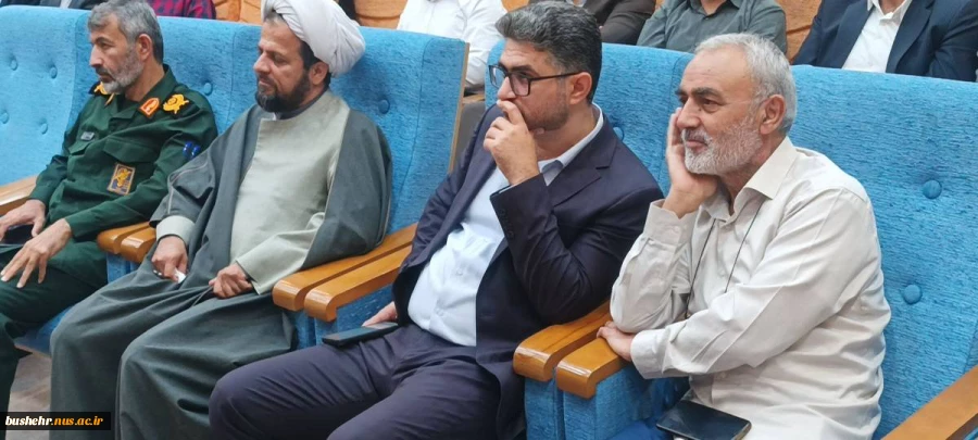 مراسم گرامیداشت مقام استاد و تجلیل از استادان سرآمد آموزشی و نمونه بسیجی در دانشگاه ملی مهارت استان بوشهر برگزار شد 18