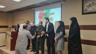 رئیس دانشگاه ملی مهارت واحد استانی بوشهر؛
خرمشهر نماد مقاومت و پیروزی است 15
