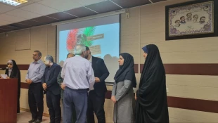 رئیس دانشگاه ملی مهارت واحد استانی بوشهر؛
خرمشهر نماد مقاومت و پیروزی است 18