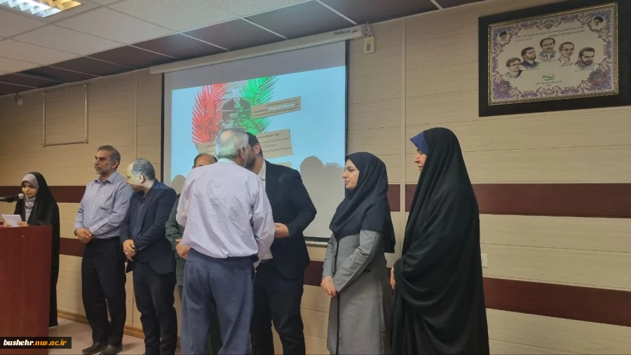 رئیس دانشگاه ملی مهارت واحد استانی بوشهر؛
خرمشهر نماد مقاومت و پیروزی است 18