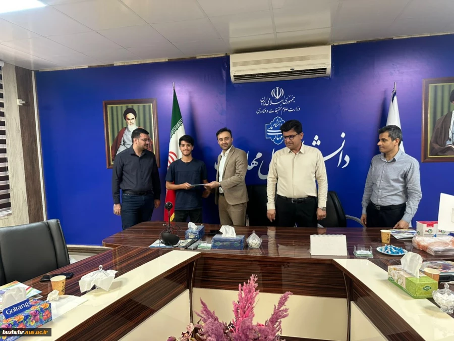 جشنواره طراحی پوستر، سی و نهمین جشنواره "قرآن و عترت" برگزار شد  4