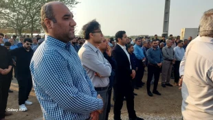 حضور ریاست و جمعی از مسئولان آموزشکده ملی مهارت پسران بوشهر در مراسم تشییع و تدفین پیکر امیرحسین کره بندی 2