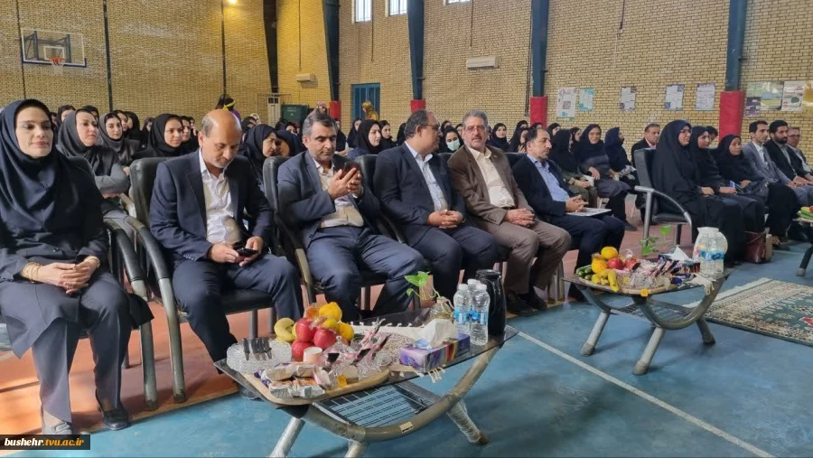 برگزاری آیین کلنگ‌زنی پروژه‌های عمرانی آموزشکده‌های پسران و دختران بوشهر 10