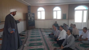 برگزاری برنامه‌های فرهنگی به مناسبت هفته قرآن و عترت در آموزشکده پسران بوشهر 8