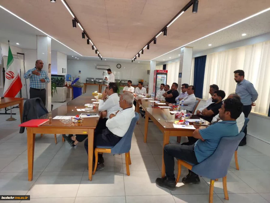 برگزاری دوره آموزشی سرویس و نگهداری خودرو در پتروشیمی قطب لاوان 3