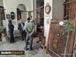 بازدید کارکنان آموزشکده امام خامنه‌ای بوشهر از عمارت تاریخی طبیب 4