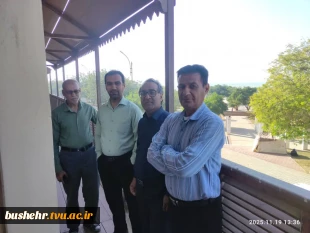 بازدید کارکنان آموزشکده امام خامنه‌ای بوشهر از عمارت تاریخی طبیب 5