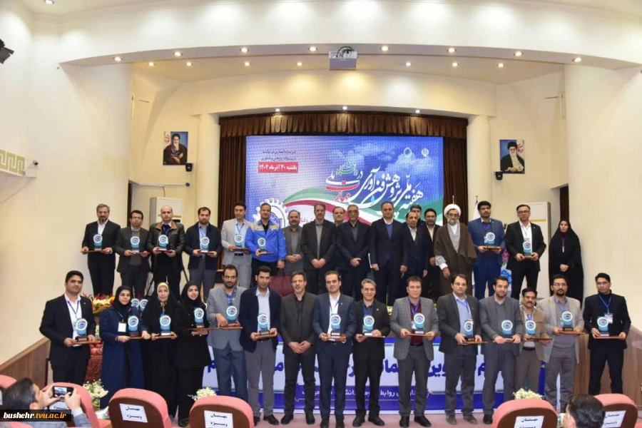 تقدیر از معاون آموزش، پژوهش و فناوری دانشگاه ملی مهارت واحد استانی بوشهر در هفته پژوهش به عنوان مترجم برتر برای فعالیت های تحقیق و توسعه سال ۱۴۰۴ دانشگاه ملی مهارت 4