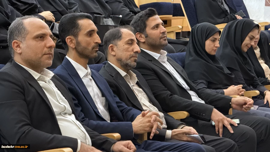 گالری تصاویر آیین تجلیل از استادان سرآمدی دانشگاه ملی مهارت استان بوشهر