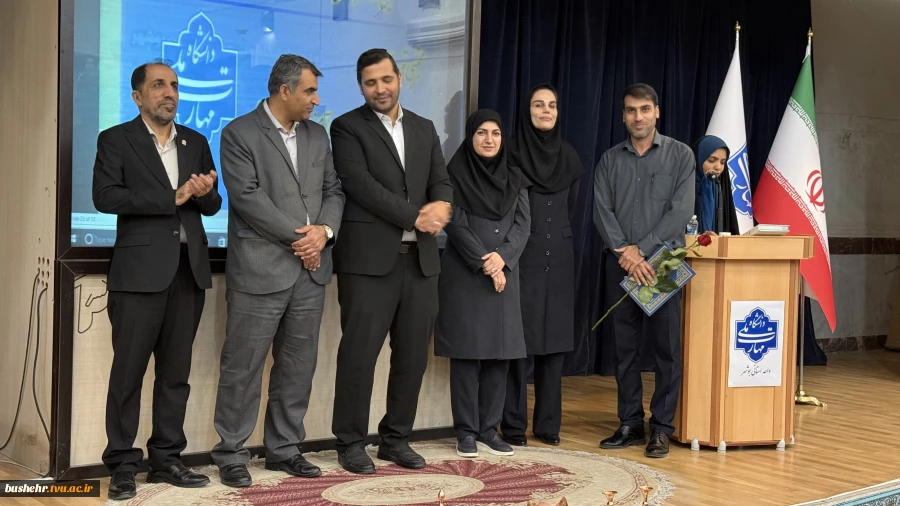 گالری تصاویر آیین تجلیل از استادان سرآمدی دانشگاه ملی مهارت استان بوشهر