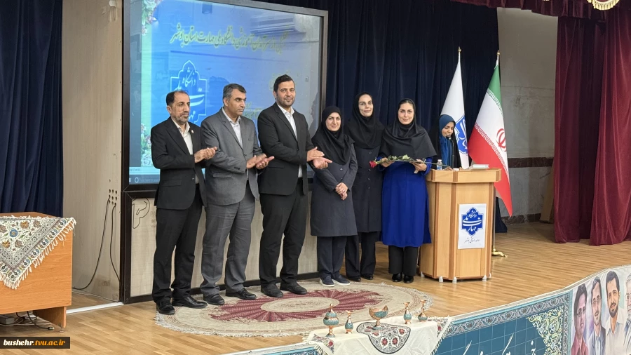 گالری تصاویر آیین تجلیل از استادان سرآمدی دانشگاه ملی مهارت استان بوشهر