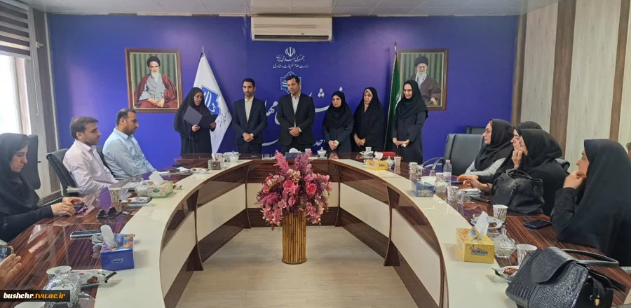 تجلیل از استادان بسیجی سرآمد، کارکنان ایثارگر و فعالان روابط عمومی دانشگاه ملی مهارت واحد استانی بوشهر 3